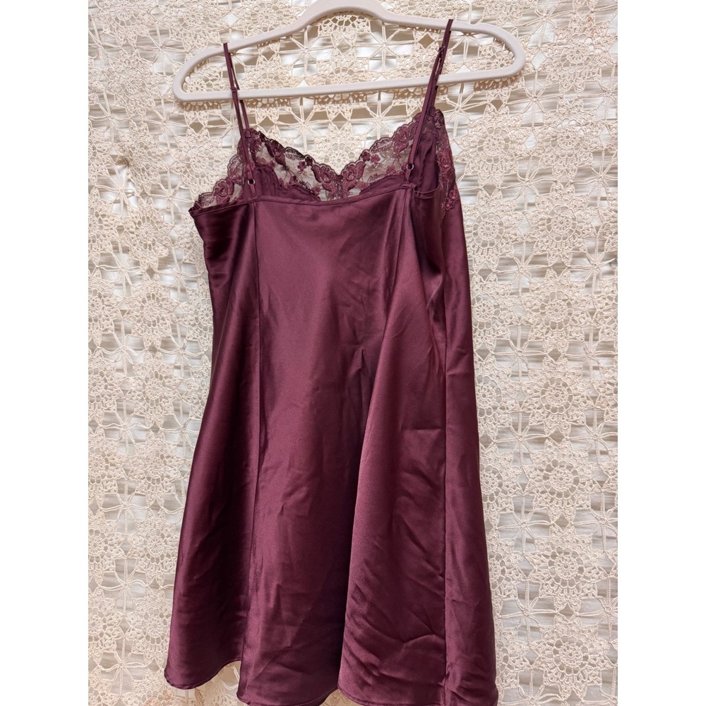 Victoria's Secret Burgundy Satin Lace Slip Chemise Nightgown‎ M - Picture 4 of 7